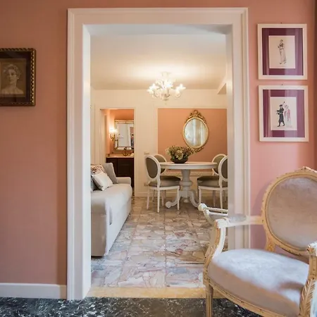 Ca' Dri Apartment *